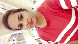 ශ්‍රී ලංකා – Beautiful Big Boobs Girl Masturbating in Shopping Mall Bathroom