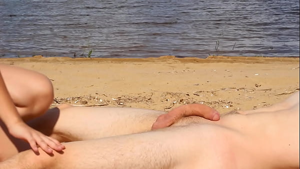 I so love sucking cock in public when other people are looking at us